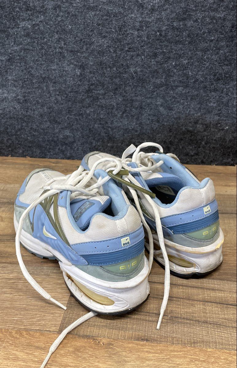 Vintage 2002 Nike Air Max Swift RN6 White Blue Running Shoes Women's Size 8