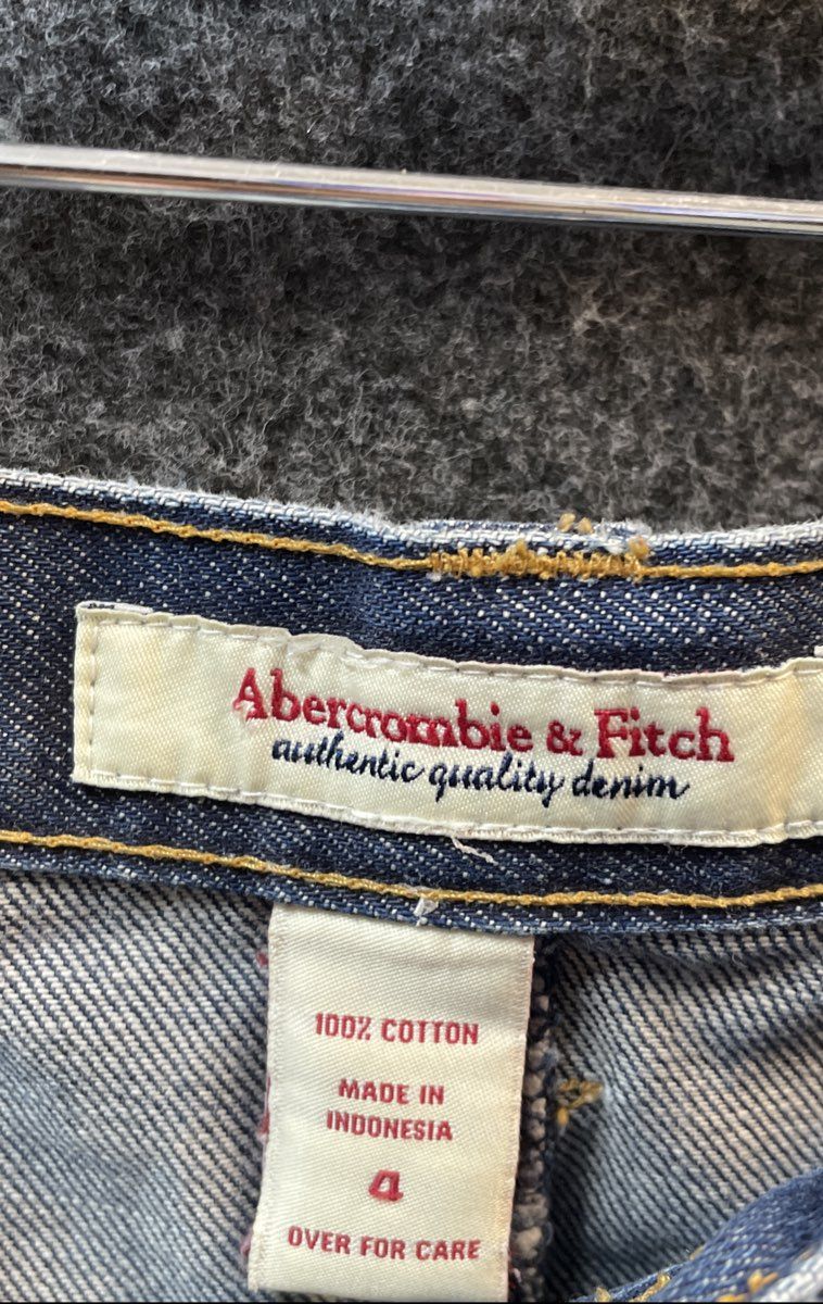Vintage Y2K Abercrombie & Fitch Women's Blue Denim Mini Skirt Button Fly Sz 4