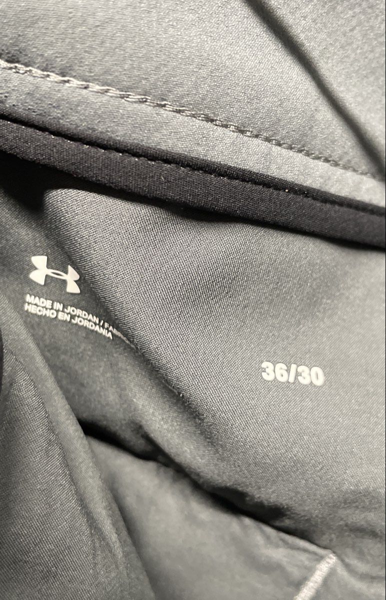 Under Armour Men's Performance Golf Pants Gray Tapered Chino Slacks Sz 36x30