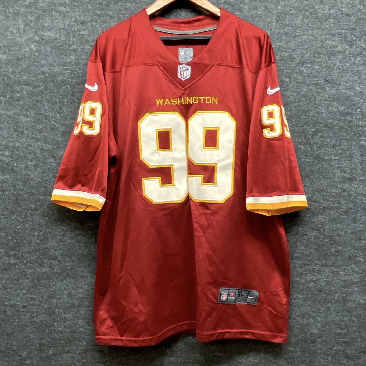 Nike Men's Washington Football Team Chase Young #99 Game Jersey Burgundy Sz XL