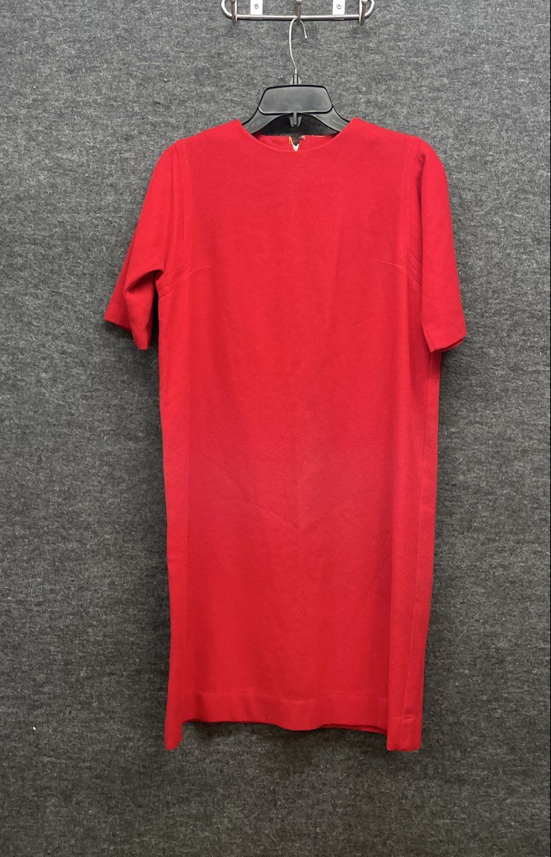 Vintage Women's Red Short Sleeve Shift Dress Zip Back Textured Mid-Century