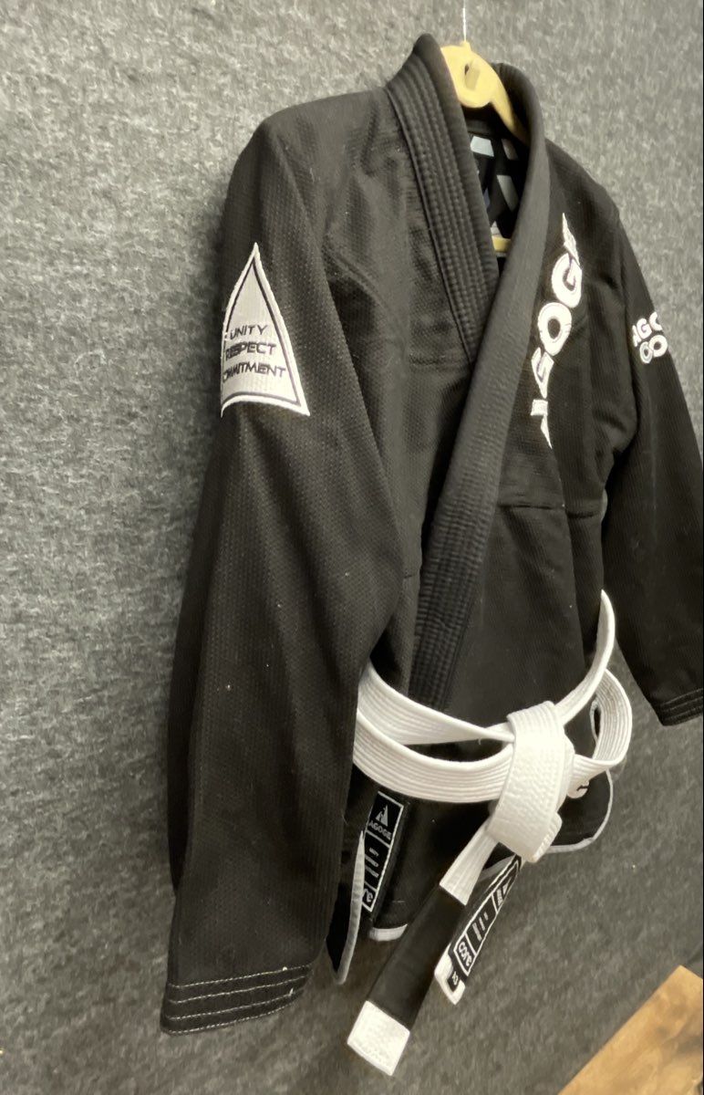 Agoge Core Brave Unisex Martial Arts BJJ Gi Jacket Black White Belt Sz A1