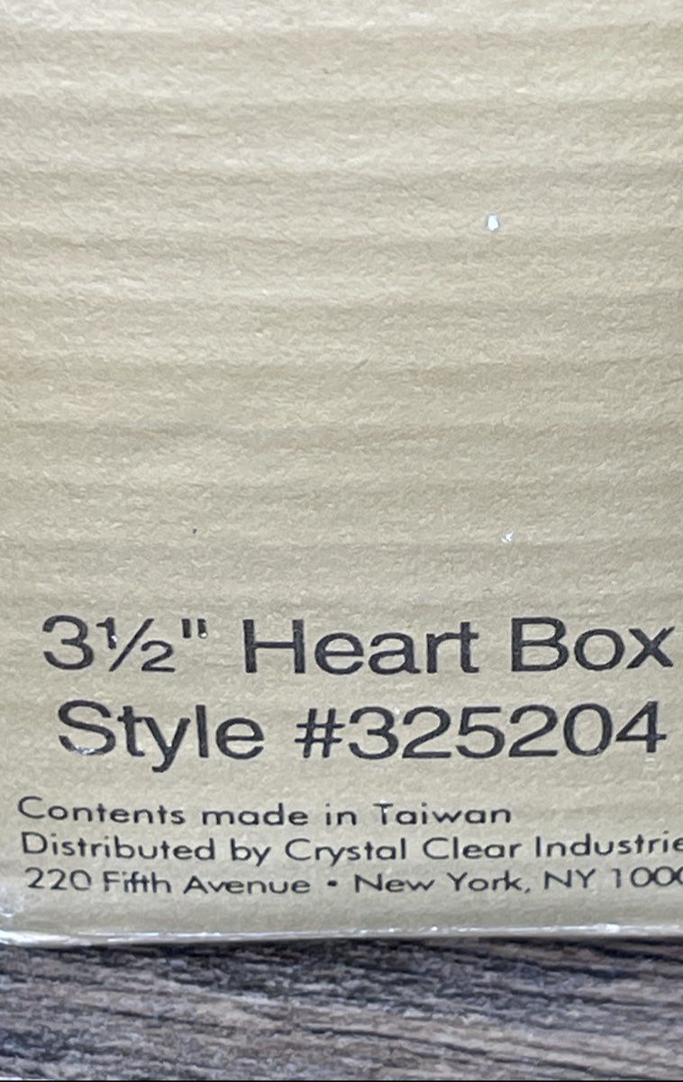 Eternal Crystal Heart Box Lidded Trinket Dish 24% Lead Crystal 3.5" Vintage