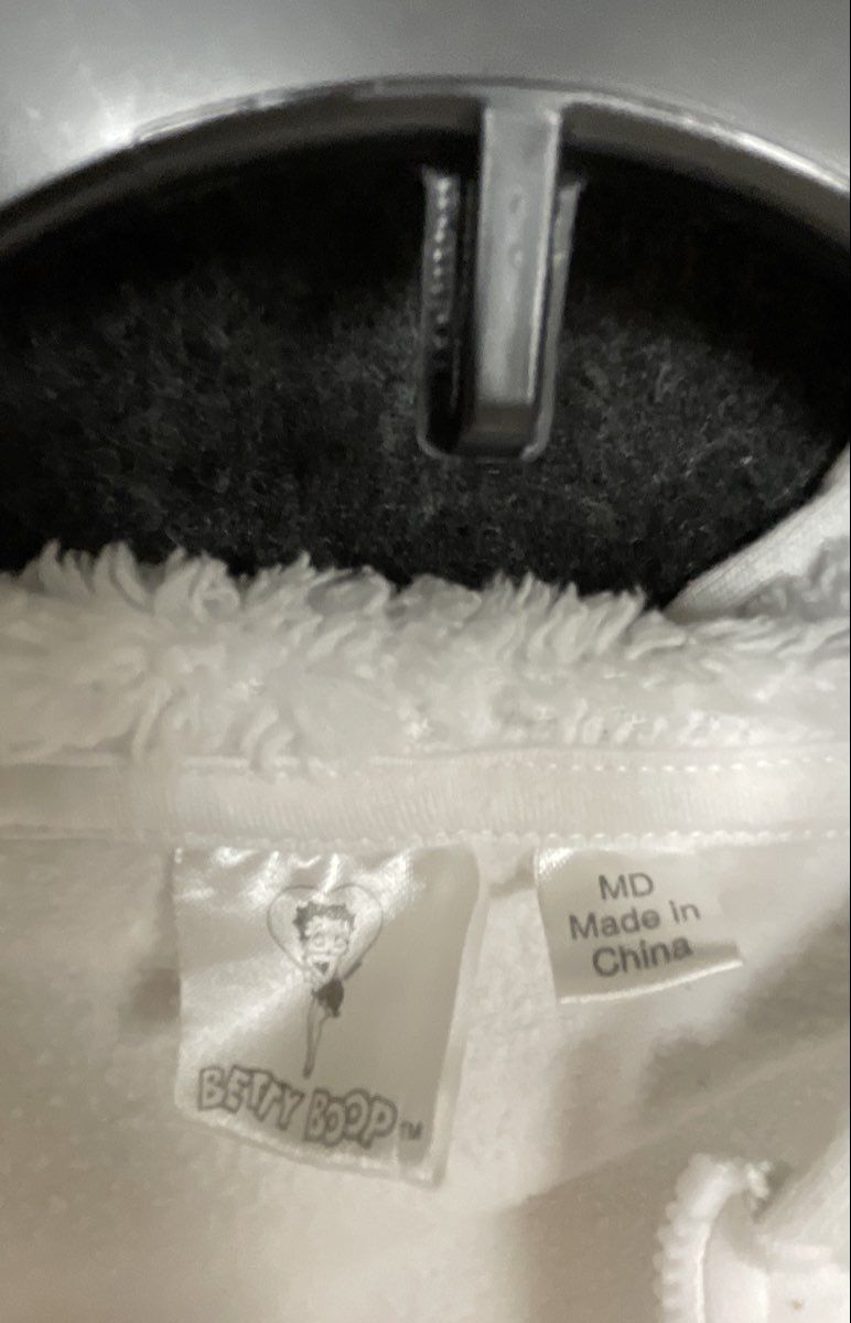 Betty Boop Women's White Cropped Zip Up Hoodie Sherpa Lined Graphic Sz M