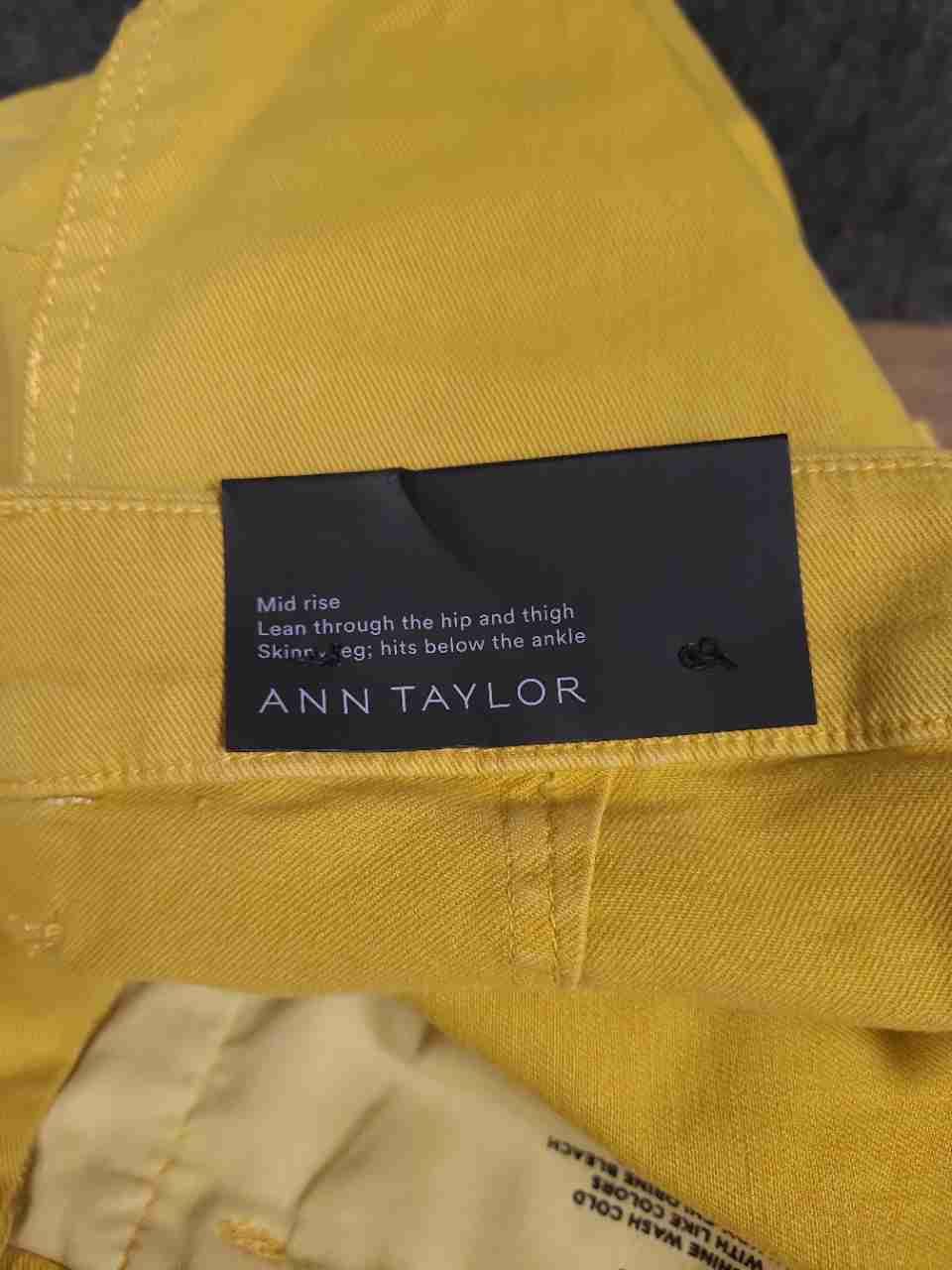 Ann Taylor Women's Yellow The Skinny Mid Rise Raw Hem Jeans Sz 12 NWT