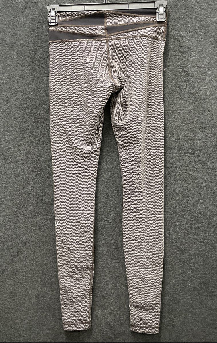 Lululemon Women's Black Gray Herringbone Yoga Leggings Sz 6