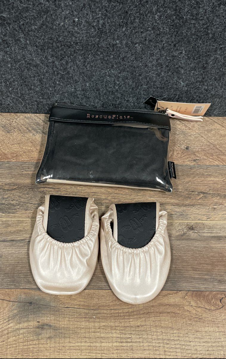 Rescue Flats Rose Gold Foldable Ballet Flats Women's Size 12-13 XL NWT