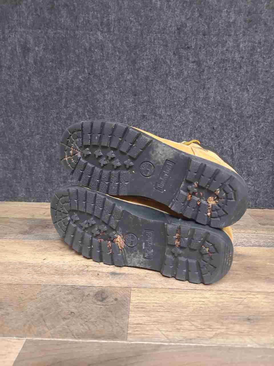 Timberland 15945 Mid Field Boots Wheat Grey Mesh Size 6.5 Boys Women's 8