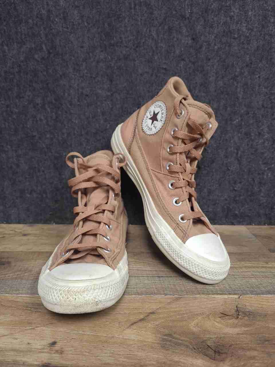 Converse Chuck Taylor All Star Tan Canvas High Top Women's 8 Men's 6 Size 8