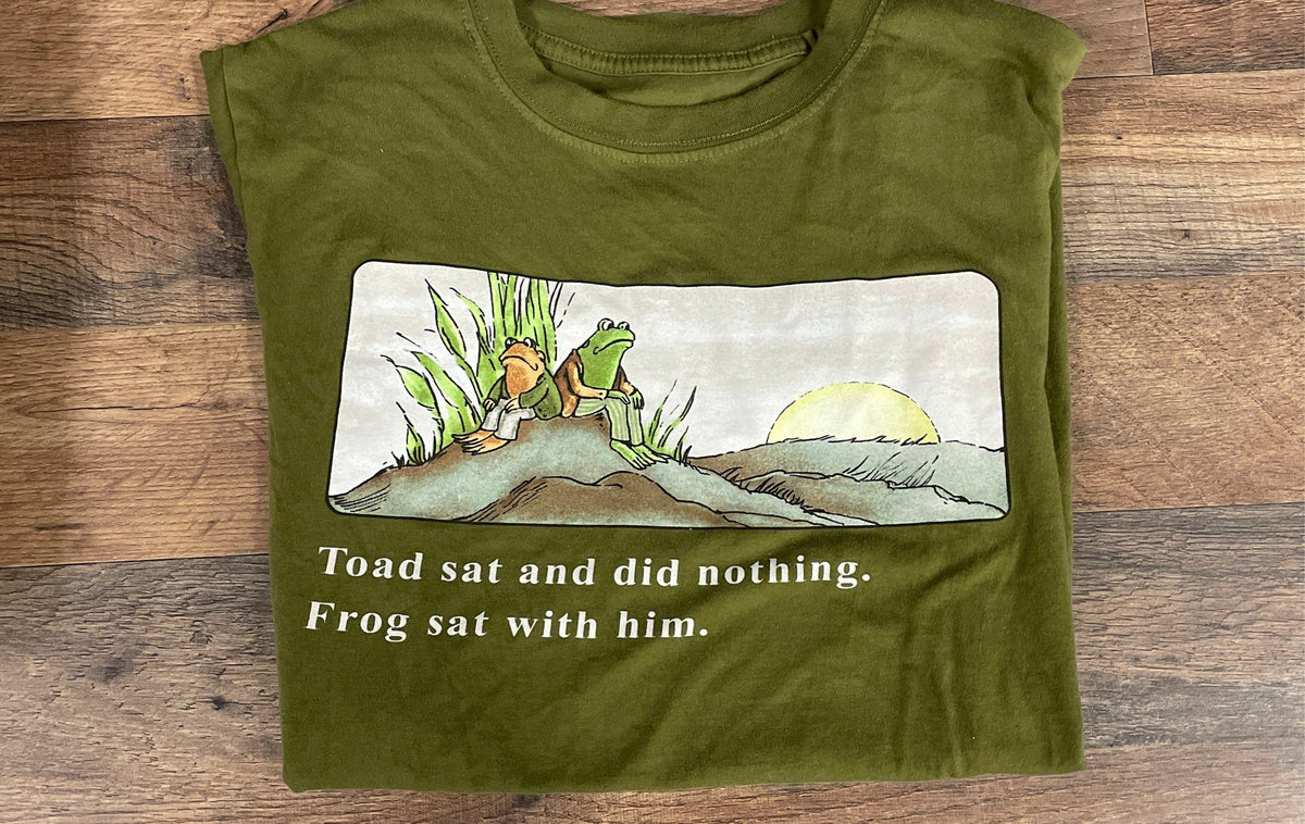 Frog and Toad Together T-Shirt Reprint Arnold Lobel Sat and Did Nothing Sz M
