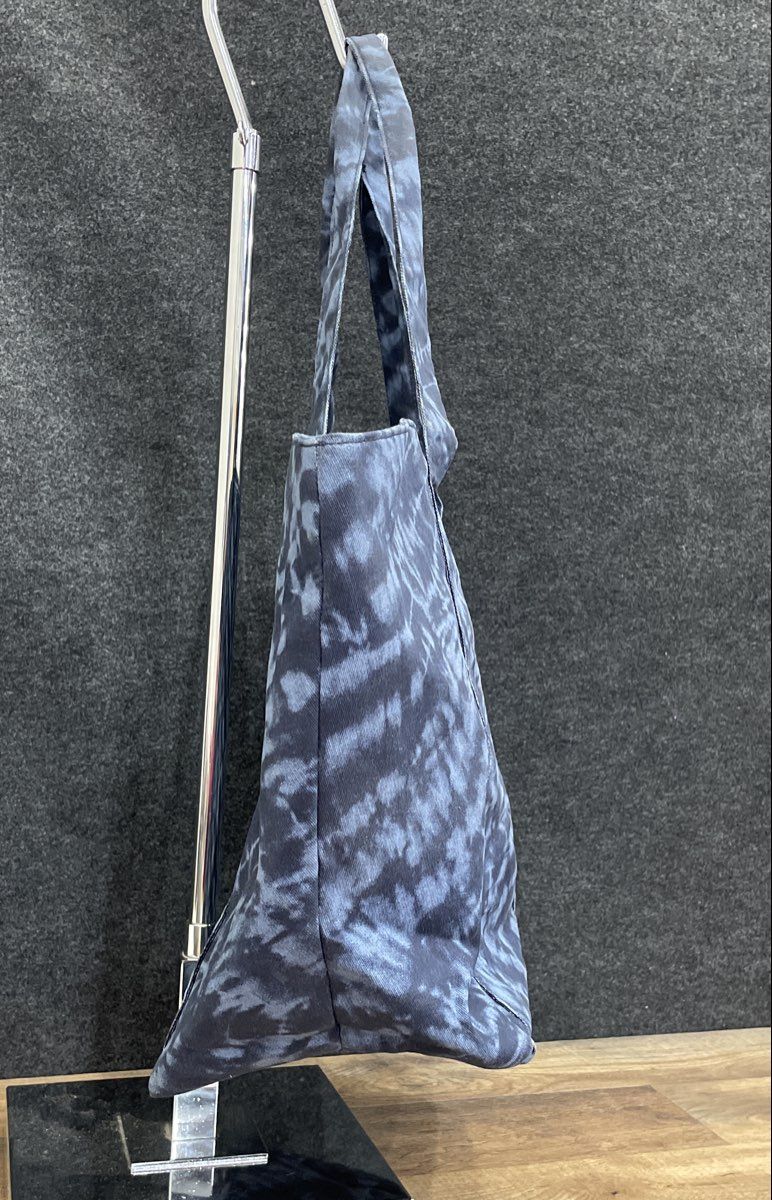 Victoria's Secret Blue Black Tie Dye Canvas Large Tote Bag 2023 Handbag
