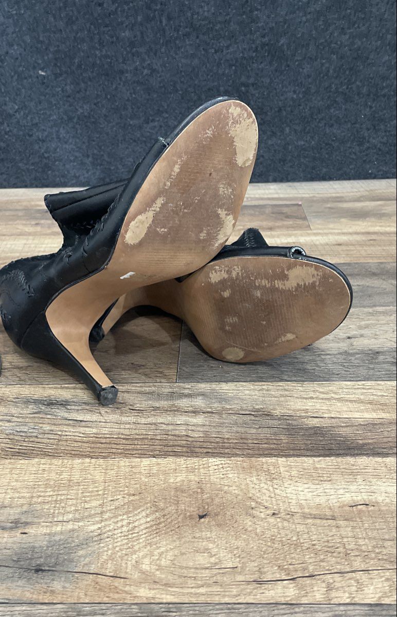 Torrid Black Whipstitch Peep Toe Tassel Heel Ankle Booties Women's Size 8W