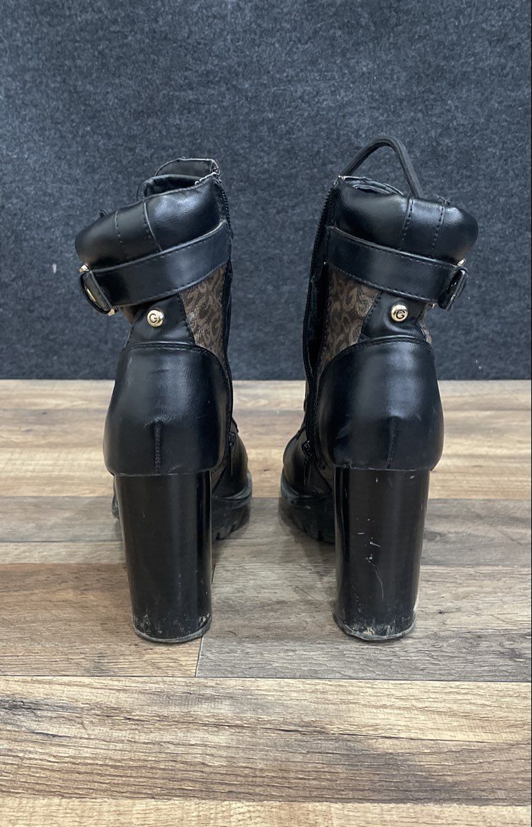 GBG Los Angeles Sifty Brown Monogram Lace Up Block Heel Combat Boots Size 8M