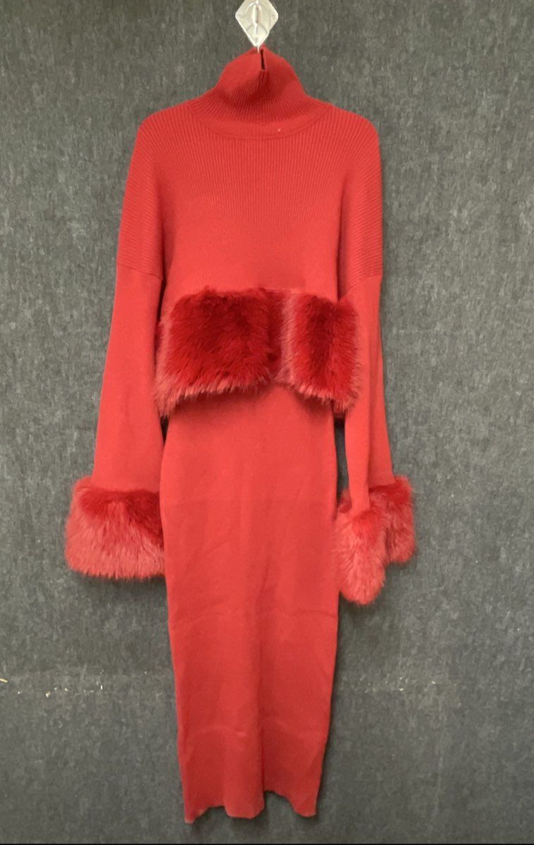 Fashion Nova Women's Red Two Piece Faux Fur Maxi Dress Set Size 2X