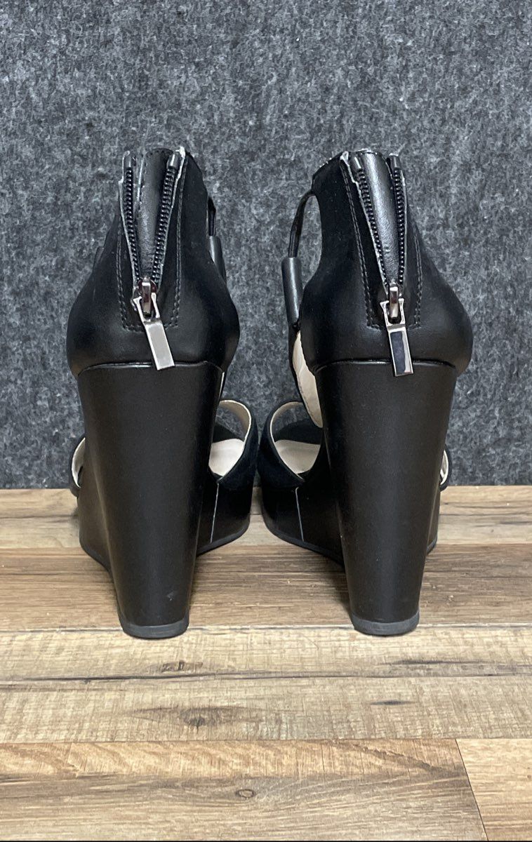 Kenneth Cole Hayley Black Leather T-Strap Platform Wedge Sandals Women's Size 9