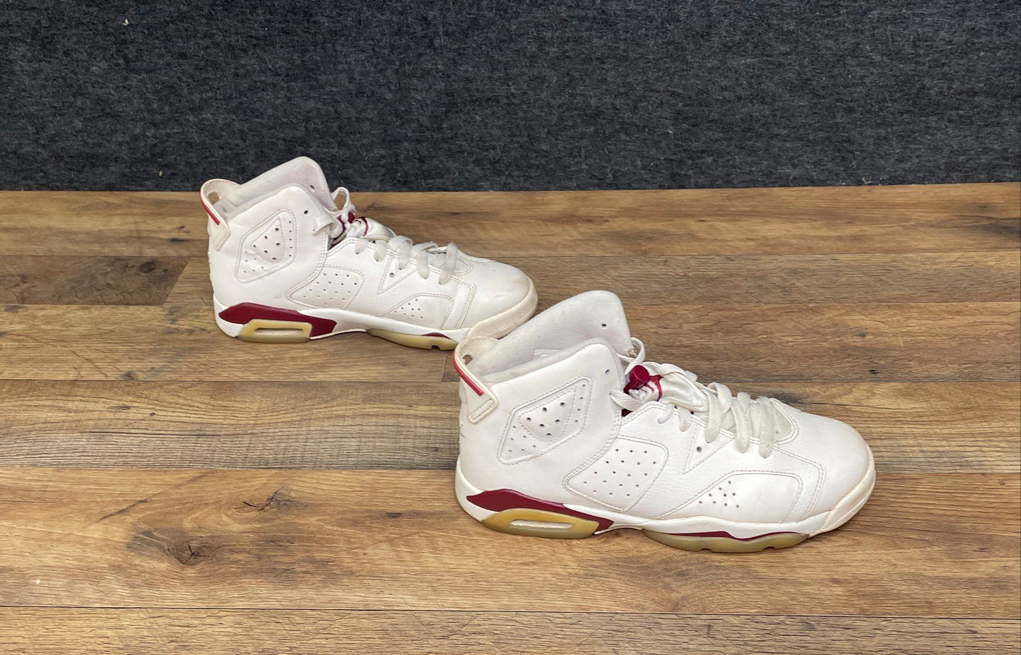 Nike Air Jordan 6 Retro Maroon 2015 Off White New Maroon Size 6.5Y