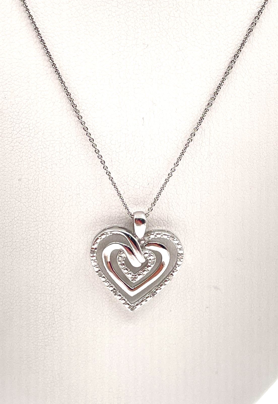 925 Sterling Silver Diamond Multi-Heart Pendant Necklace 2.9g