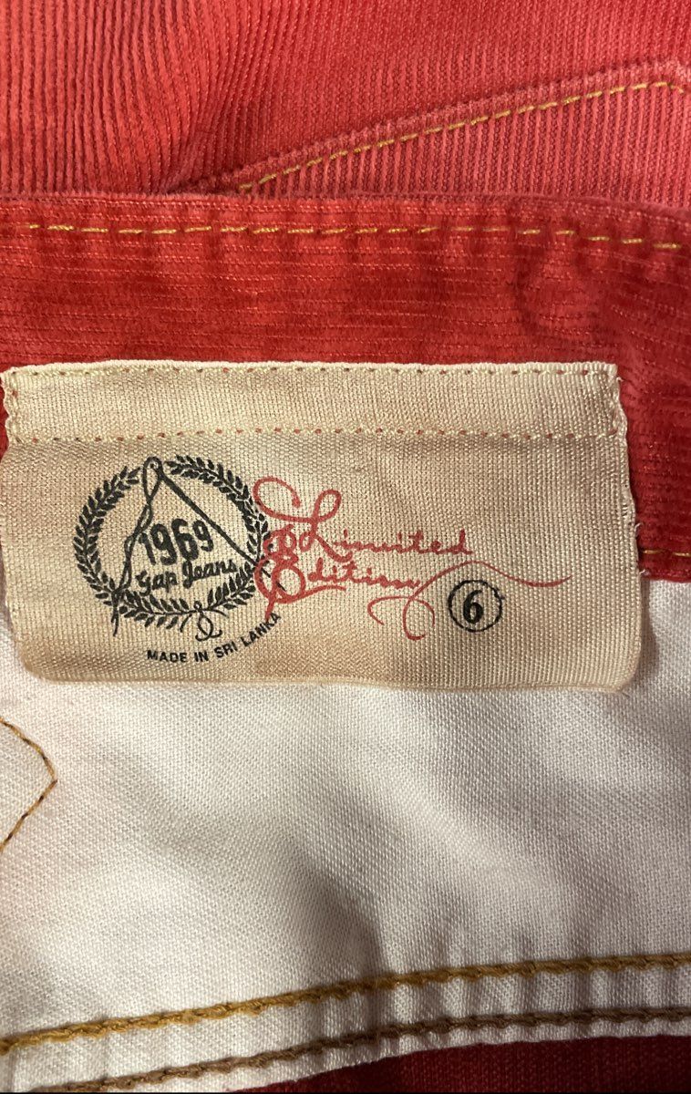 Gap Women's Red Corduroy Mini Skirt 1969 Limited Edition Cinch Back Pockets Sz 6