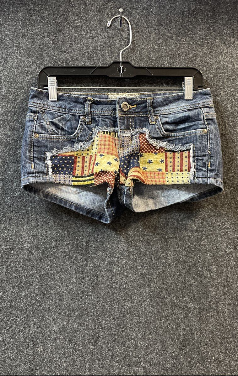 Hot Kiss Women's Denim Shorts Americana Patchwork Stars Stripes Distressed Sz 5