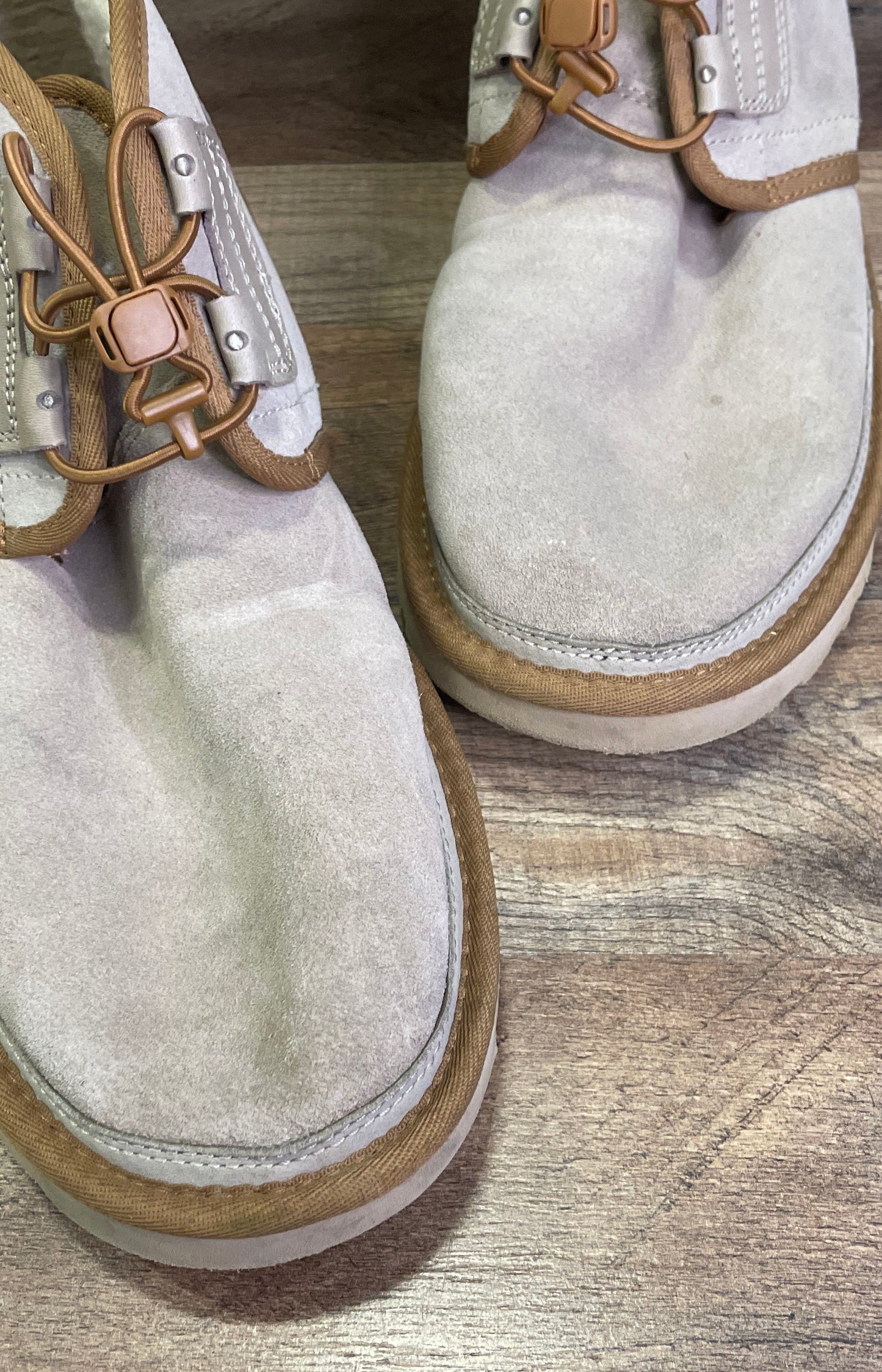 UGG Neumel Snapback Goat Grey Suede Sheepskin Lined Chukka Boots Men's Size 12