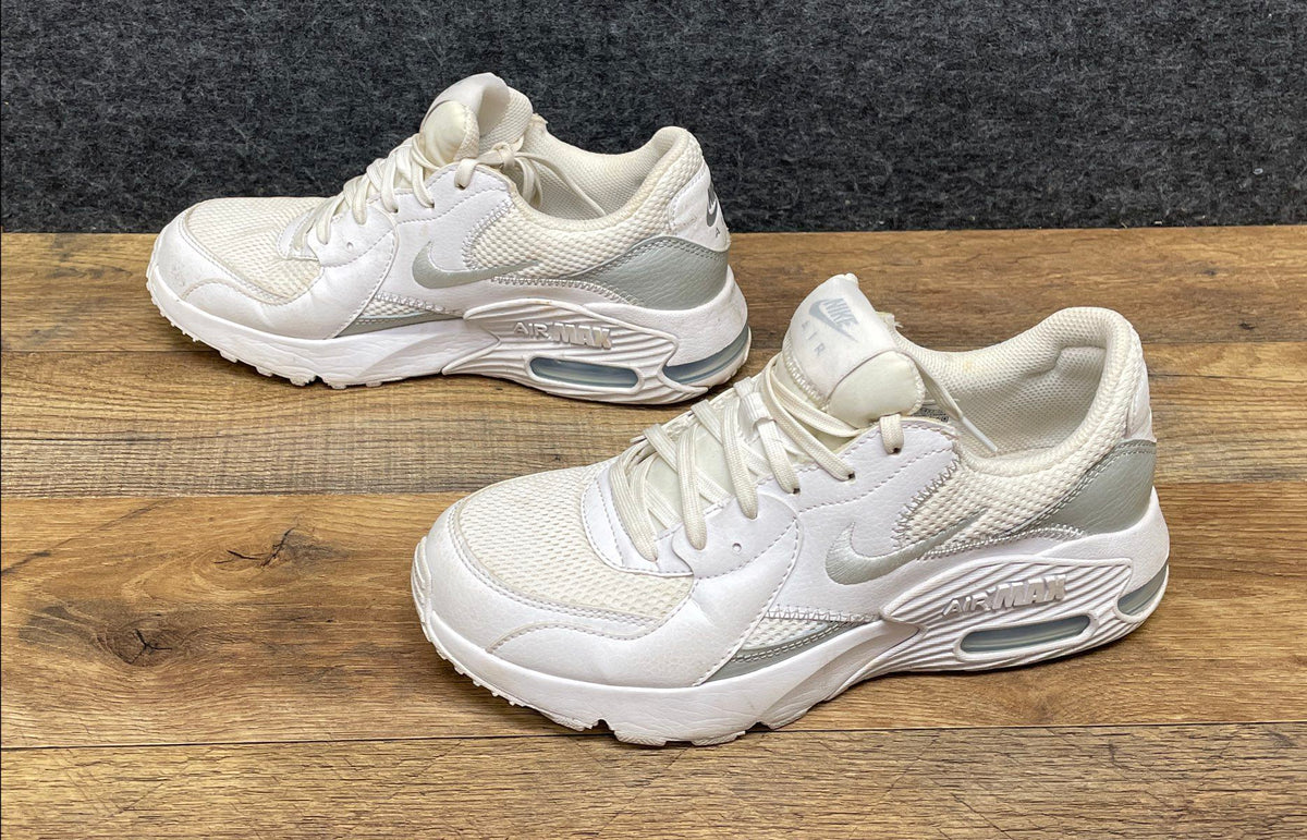 Nike Air Max Excee White Metallic Platinum Women's Sneakers Size 7