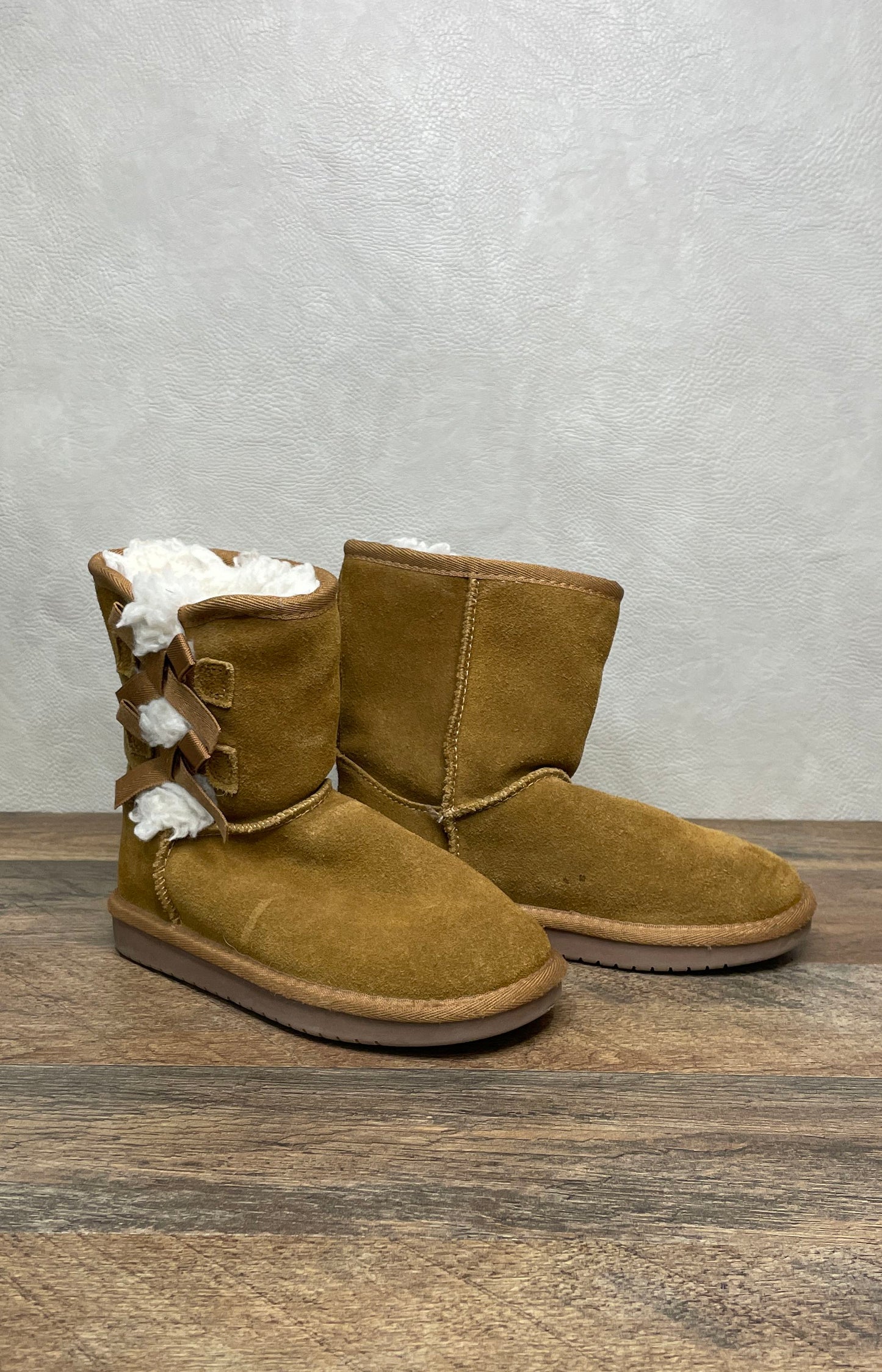 Koolaburra by UGG Victoria Chestnut Suede Double Bow Kids Boots Size 11