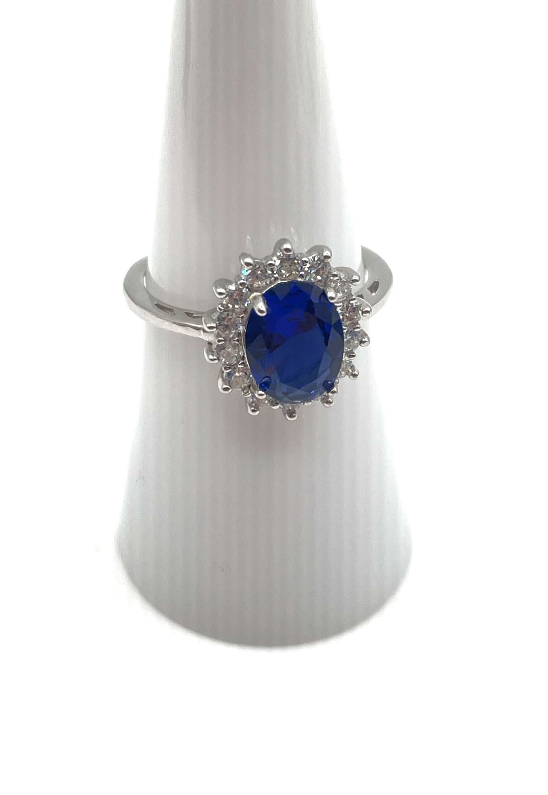 925 Sterling Silver Oval Blue Cubic Zirconia W/ Clear Accents Ring 2.7g