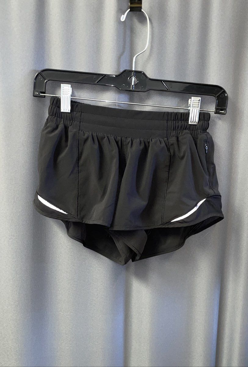 Lululemon Women's Speed Up Short Black Lined Running Athletic Size 4