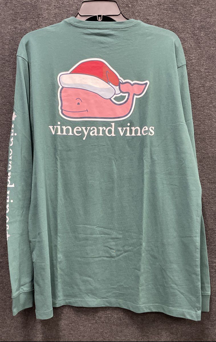Vineyard Vines Men's Santa Whale LS Graphic Pocket Tee Charleston Green L NWT