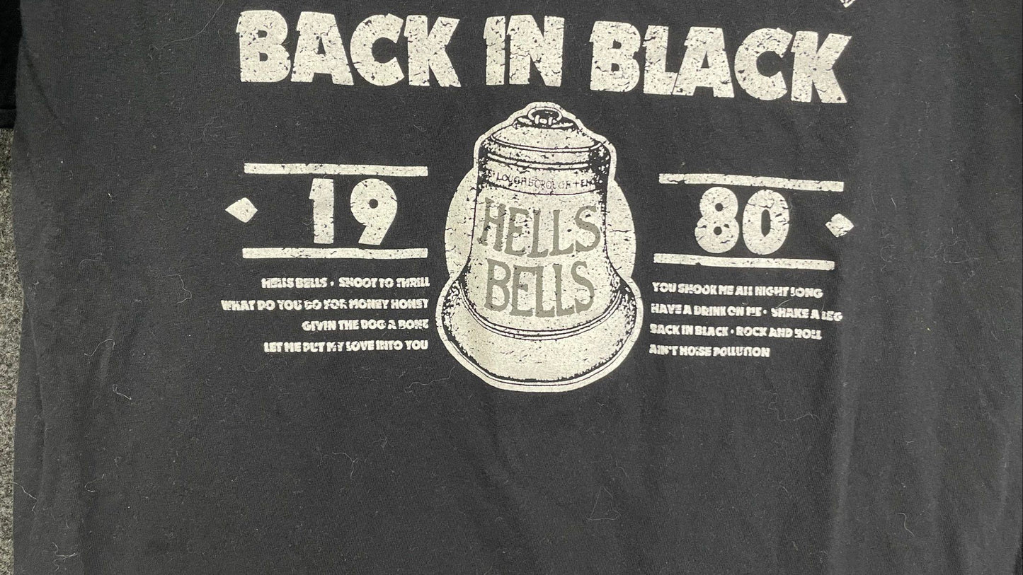 AC DC Back in Black Hells Bells 1980 Album Graphic T-Shirt Reprint Sz M