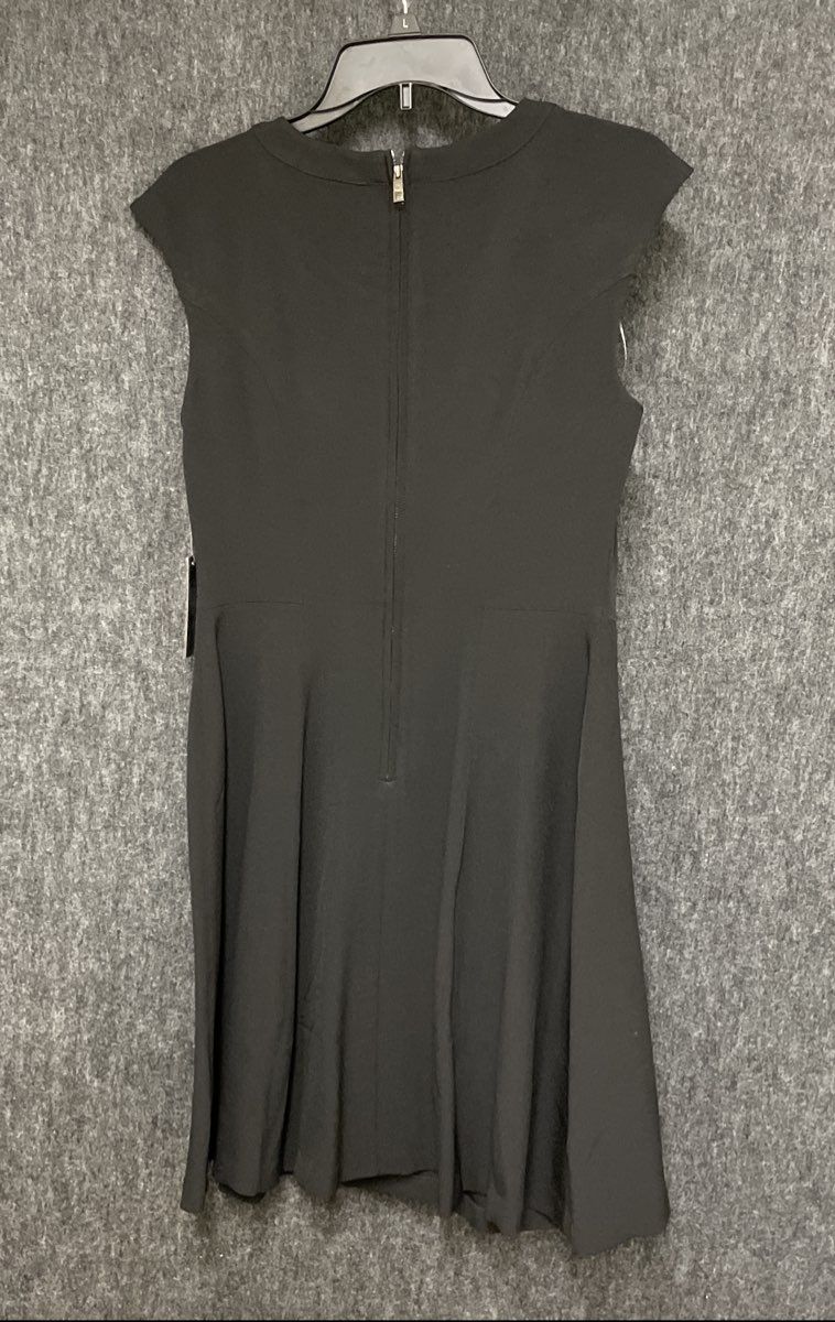Vince Camuto Women's Black Sleeveless Geometric Cutout Neckline Dress Sz 8