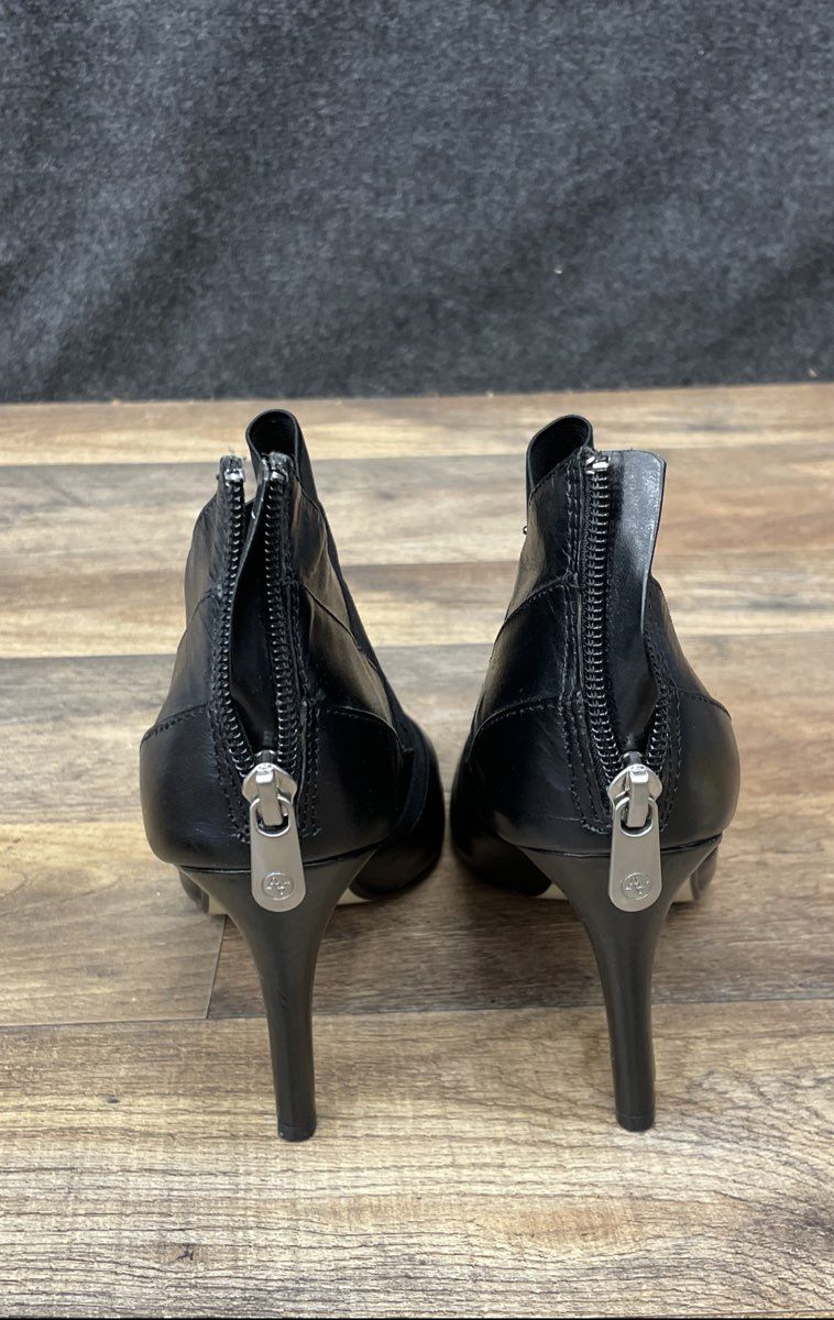 Adrienne Vittadini Black Leather & Stretch Peep Toe Ankle Booties Size 6.5
