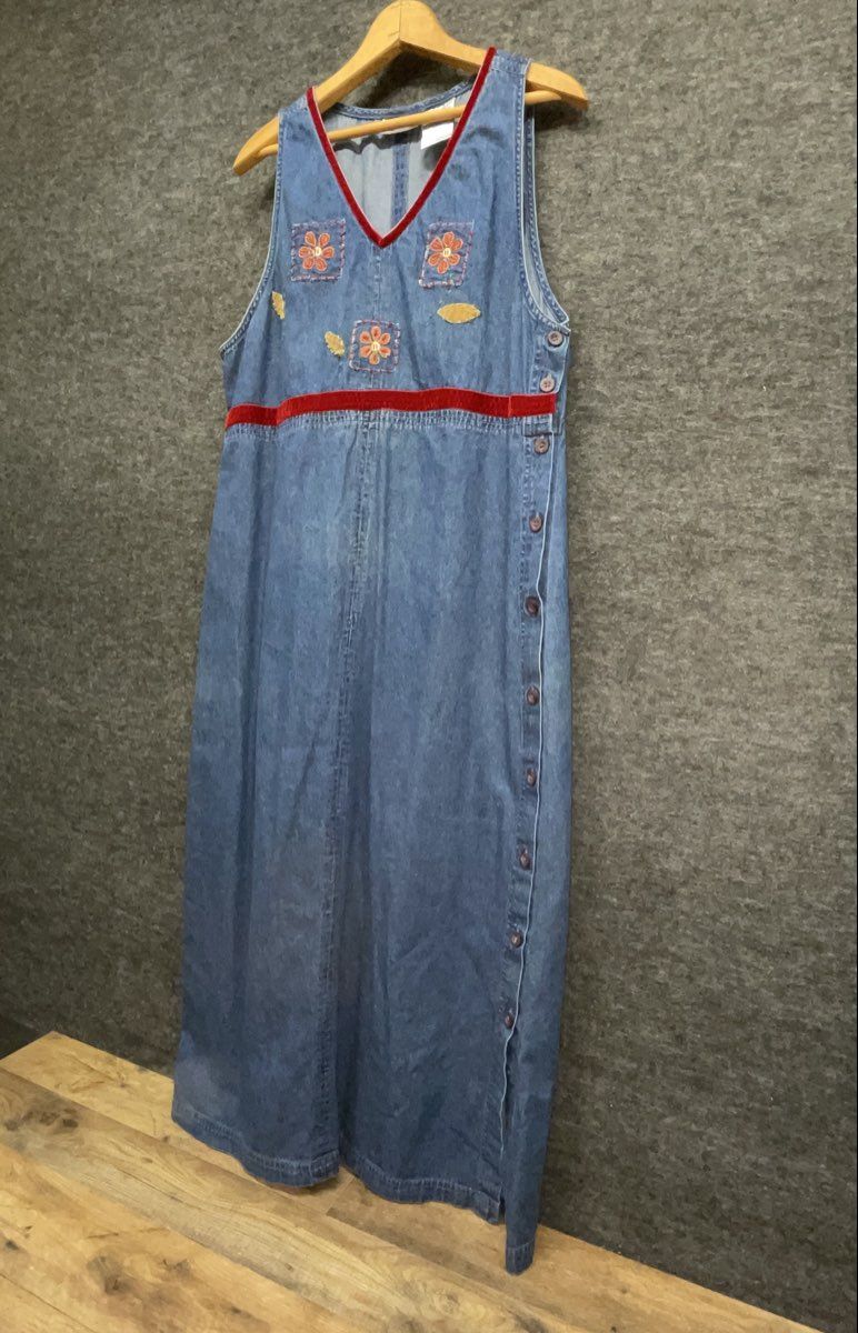 Erika & Co Women's Vintage 90s Denim Maxi Jumper Dress Blue Floral Red Trim Sz M