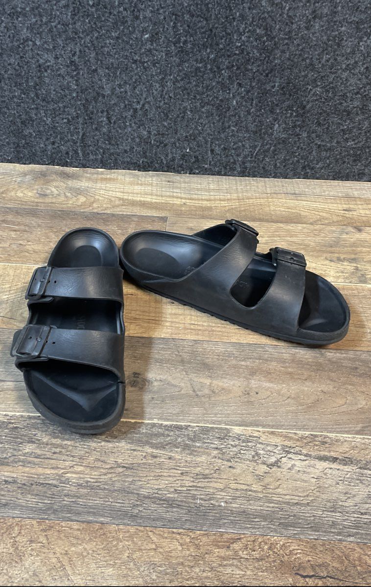 Birkenstock Arizona EVA Black Two-Strap Sandals Size 40 US Women 9 Men 7