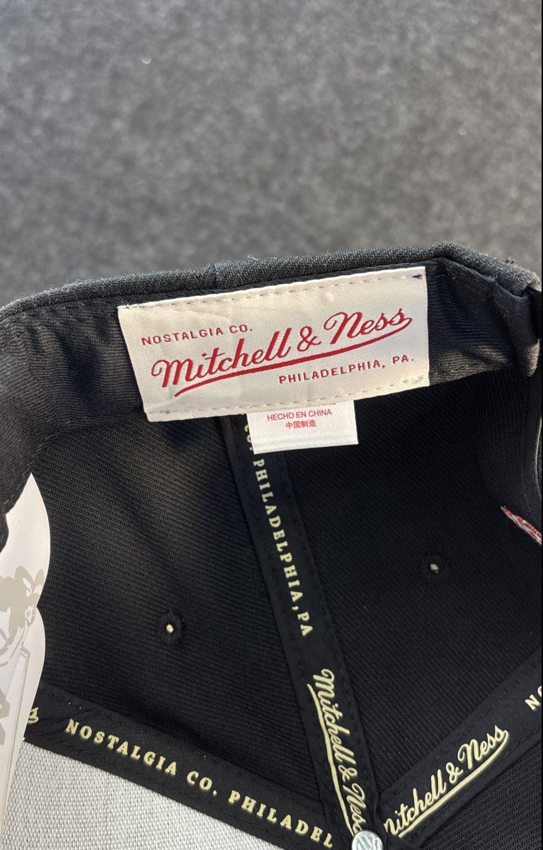 Mitchell & Ness Atlanta Braves 30th Season Snapback Hat OSFA