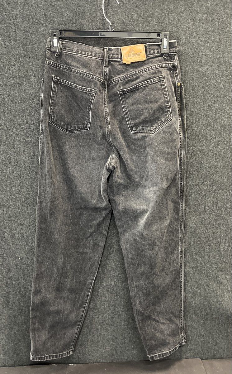 Vintage 90s Lizwear Women's Faded Black High Rise Tapered Leg Denim Jeans Sz 16