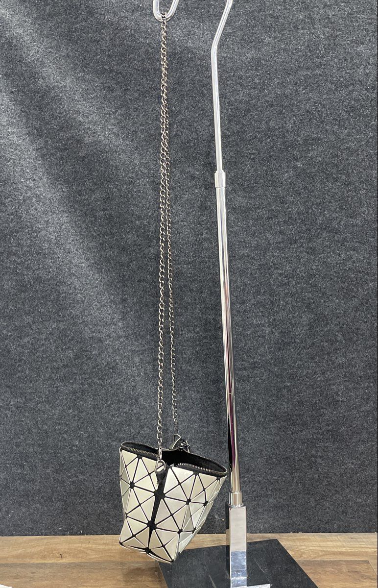 Derek Silver Geometric Tiled Crossbody Bag Shiny Mesh Shoulder Purse