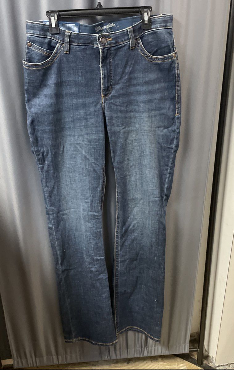 Wrangler Women's Willow Ultimate Riding Jeans Dark Wash NWT Sz 13x36