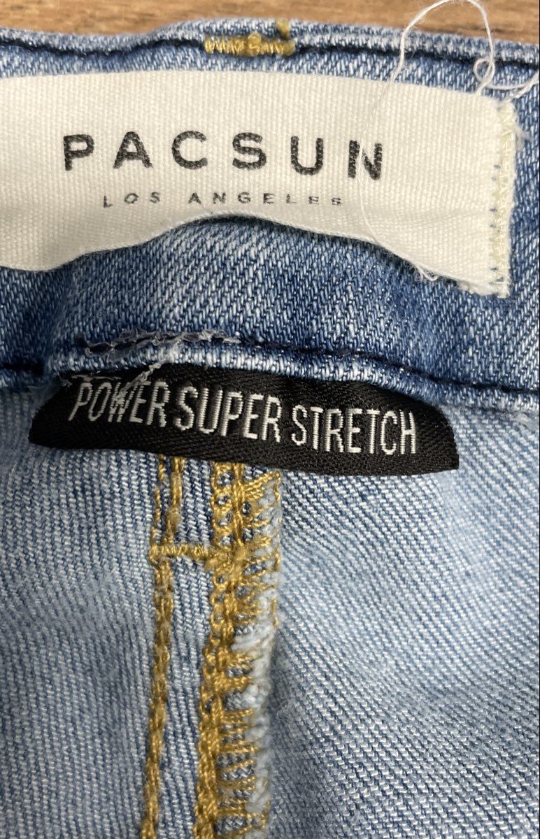 PacSun Women's Push Up Ankle Jegging Light Wash Distressed Raw Hem Jeans Size 30