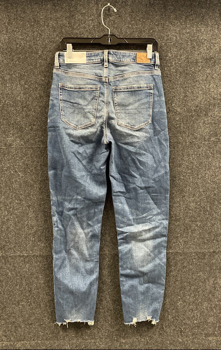 American Eagle Women's Strigid Mom Jeans Deep Sea Blue Distressed Sz 6 Regular