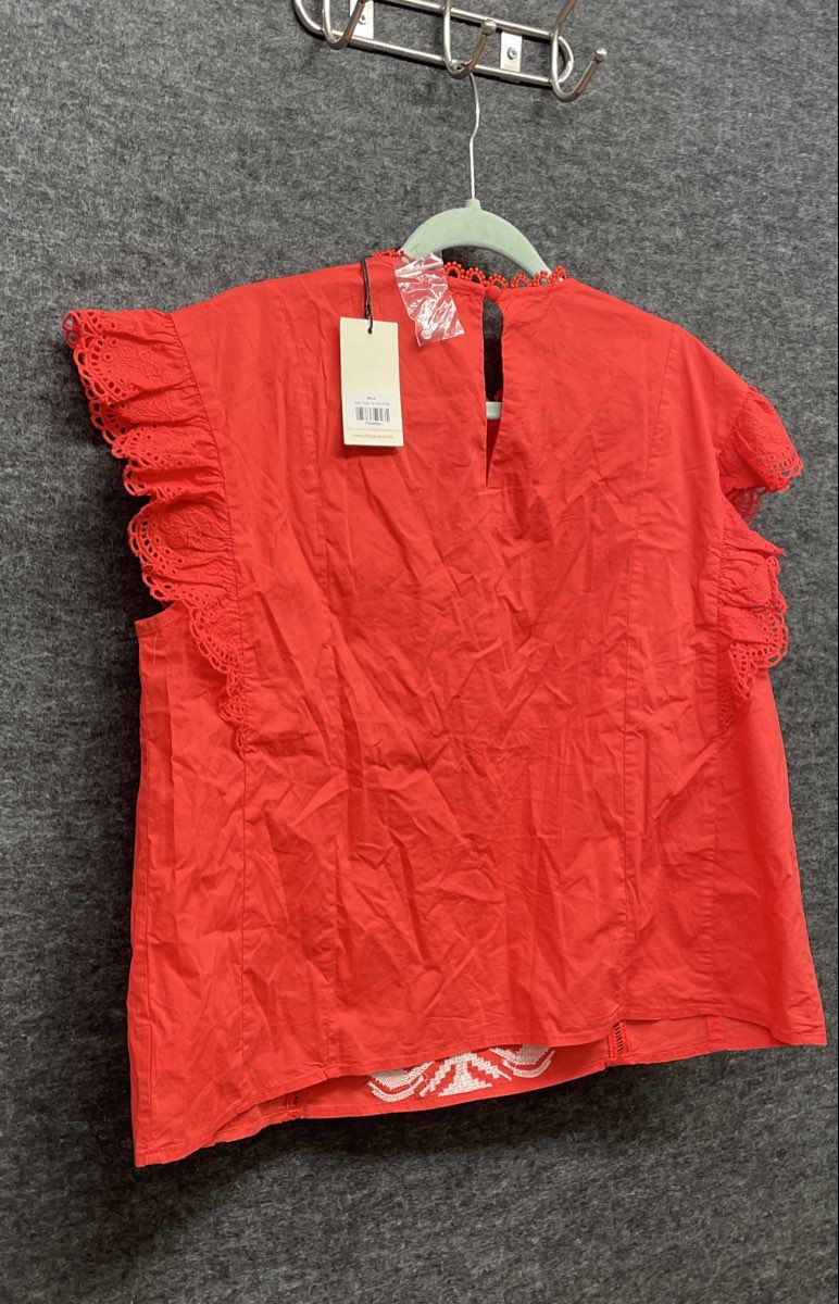 Falo Women's Red Imogen Top Embroidered Eyelet Ruffle Sleeve Blouse NWT Sz L