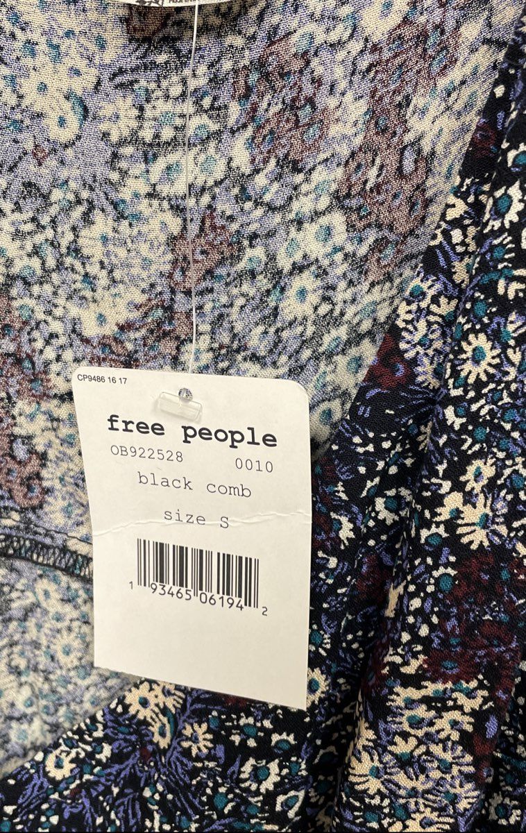 Free People Women's NWT Midnight Dance Floral Wrap Cami Top Black Size S