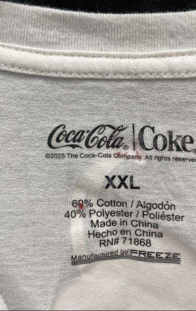 Coca-Cola Cherry Coke Graphic T-Shirt White XXL Cotton Blend Tee 2025