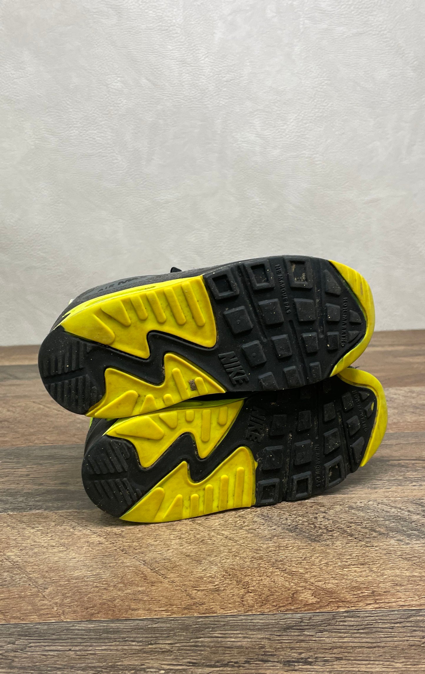 Nike Air Max 90 Black Volt Anthracite Toddler Sneakers Size 9C