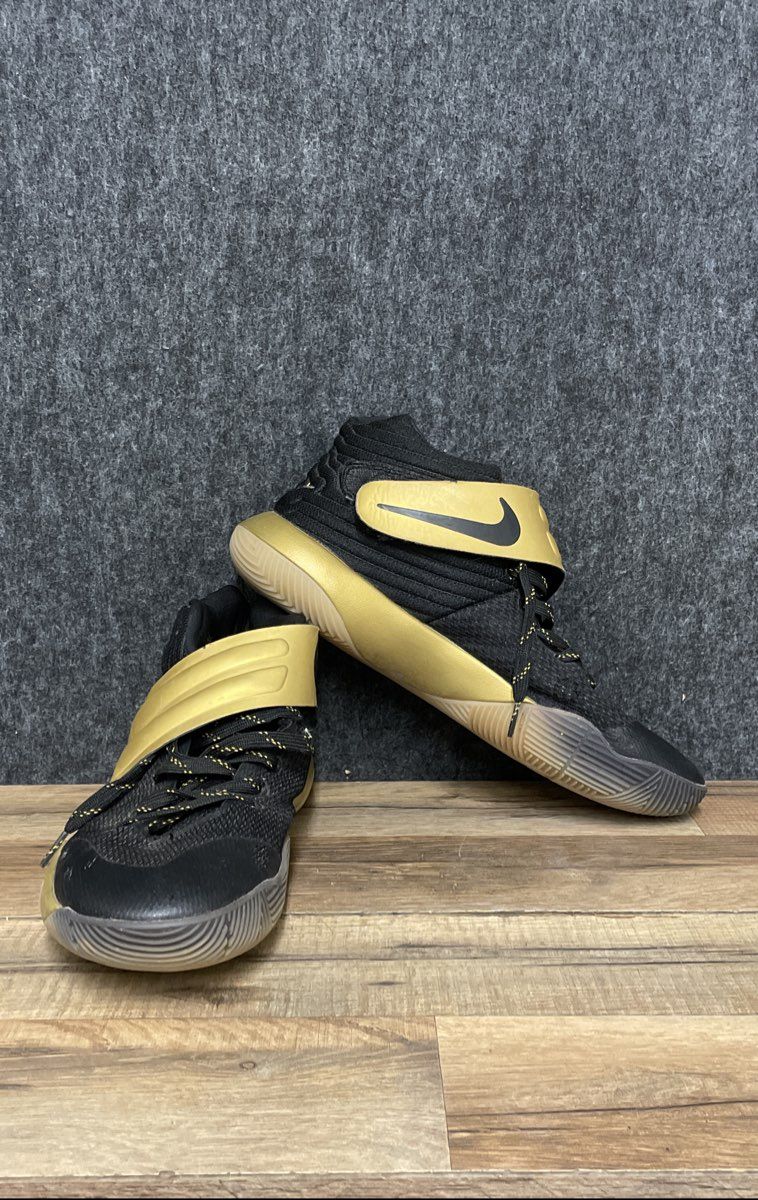 Nike Kyrie 2 iD Black Metallic Gold Basketball Sneakers Men's Size 11