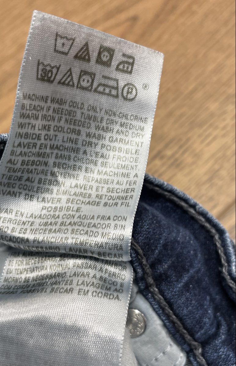 Levi's Women's Blue Flap Pocket Cuffed Capri Cropped Stretch Jeans Size 12