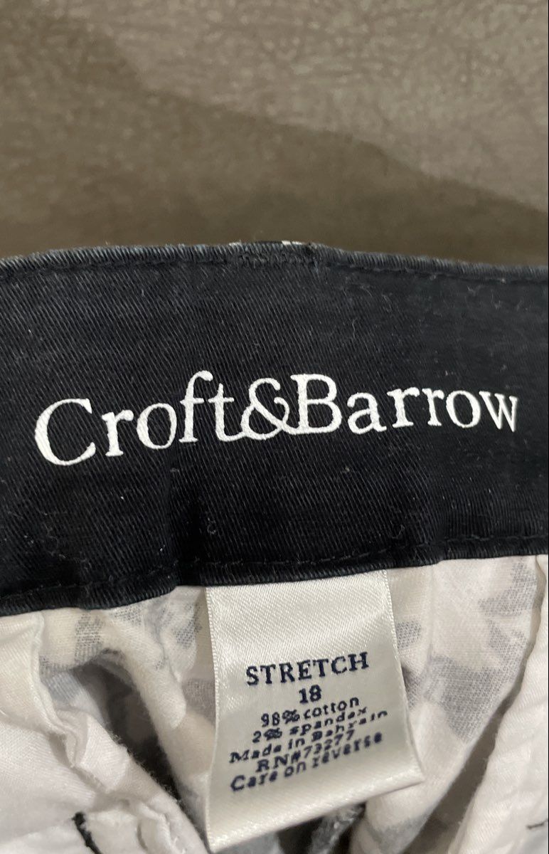 Croft & Barrow Women's Black White Floral Classic Fit Stretch Capri Pants Sz 18