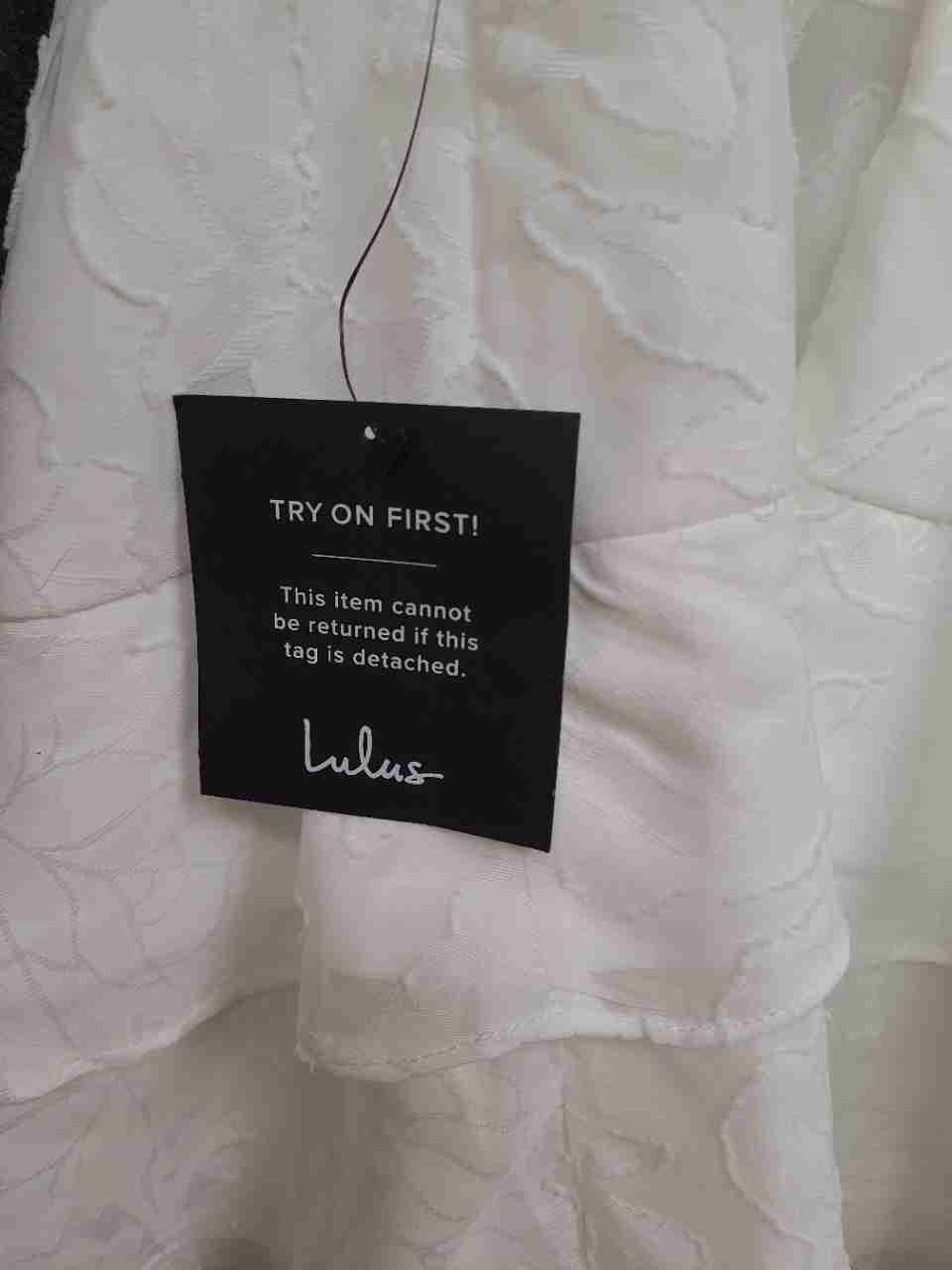 Lulus Women's White Flounce Tiered Floral Jacquard Mini Dress NWT Sz S