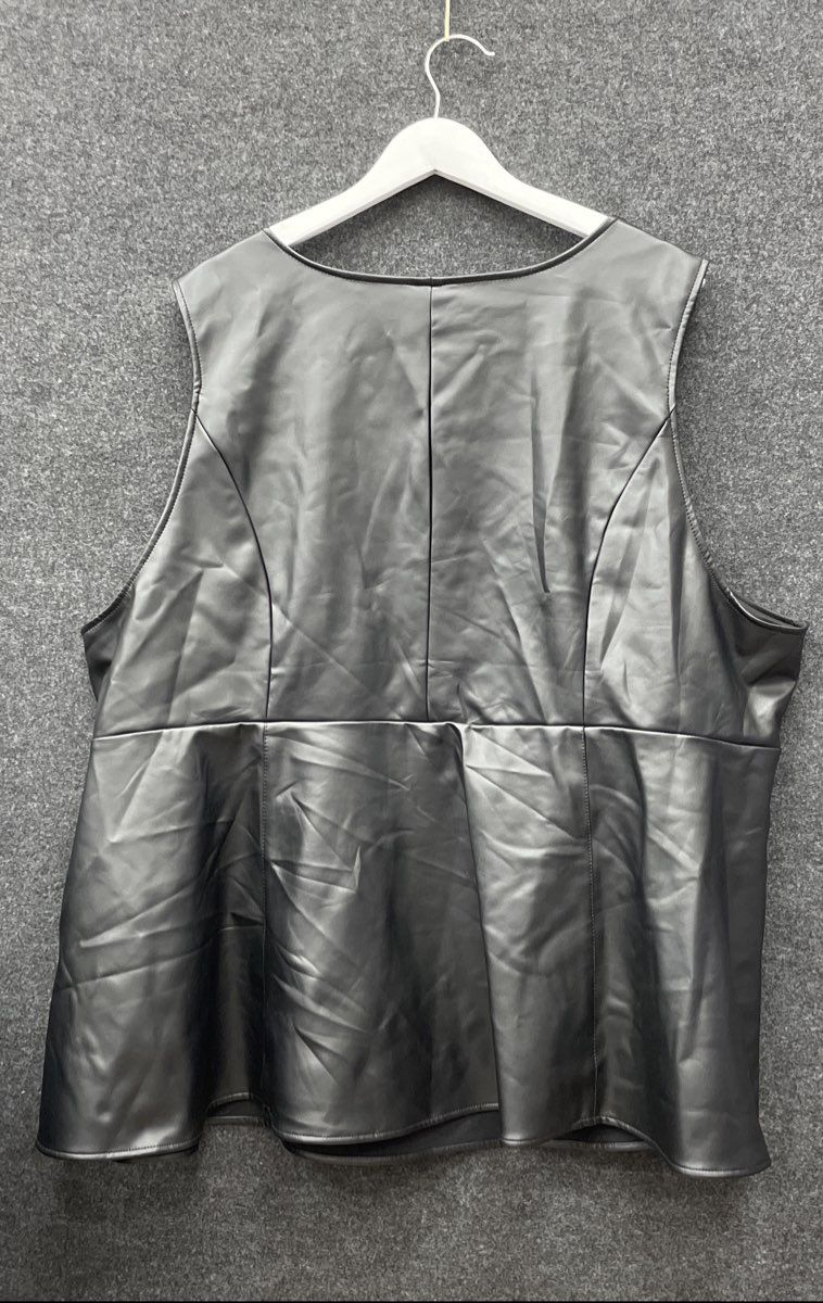 Torrid Women's Black Faux Leather Lace-Up Peplum Top NWT Sz 5X
