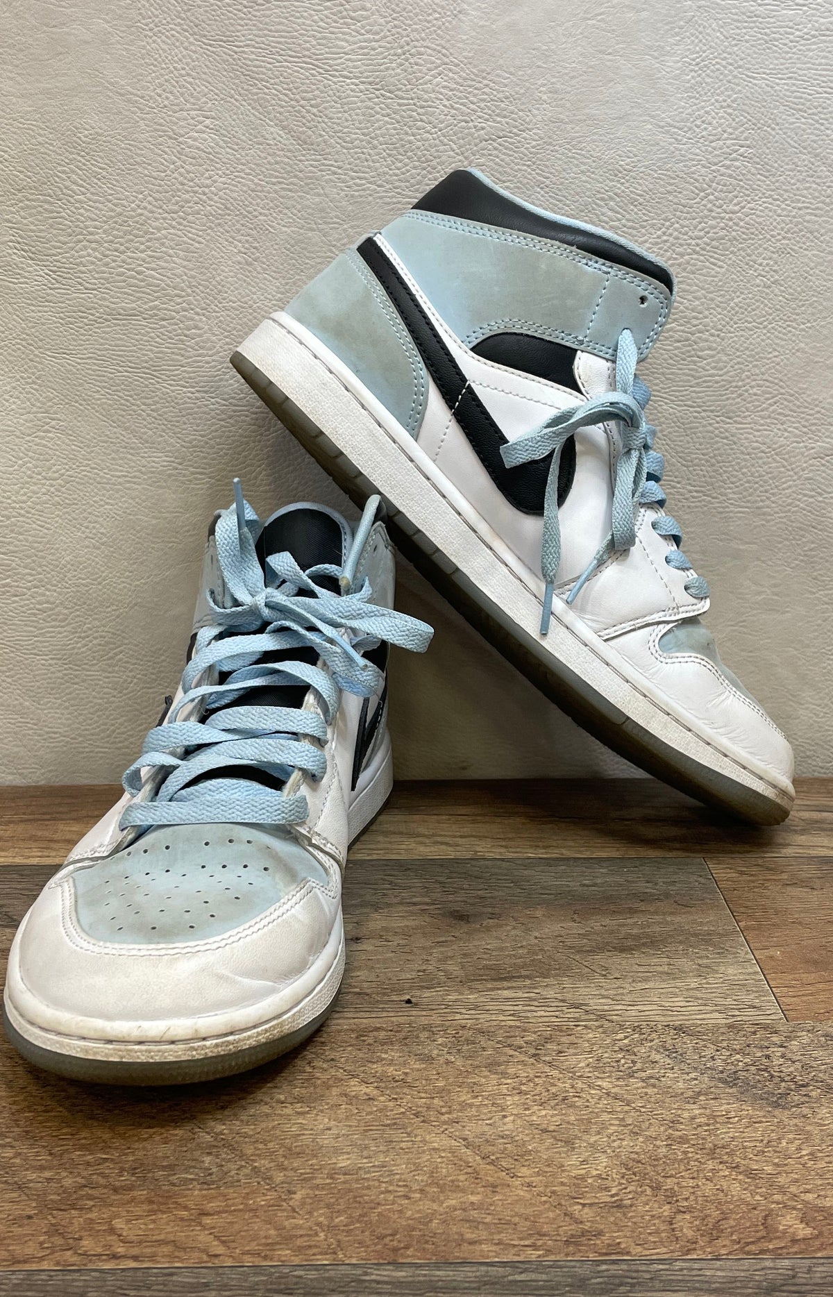 Nike Air Jordan 1 Mid University Blue White Black DV1308-104 Men's Size 8.5